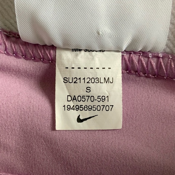 Nike women’s Lilac Leggings - Picture 4 of 9